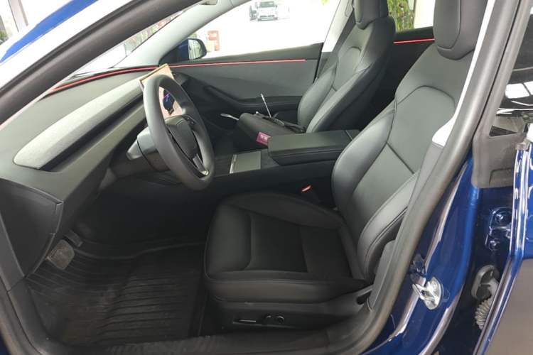 Used Tesla Model 3 2025 Rear-Wheel-Drive Version Left Front Seat