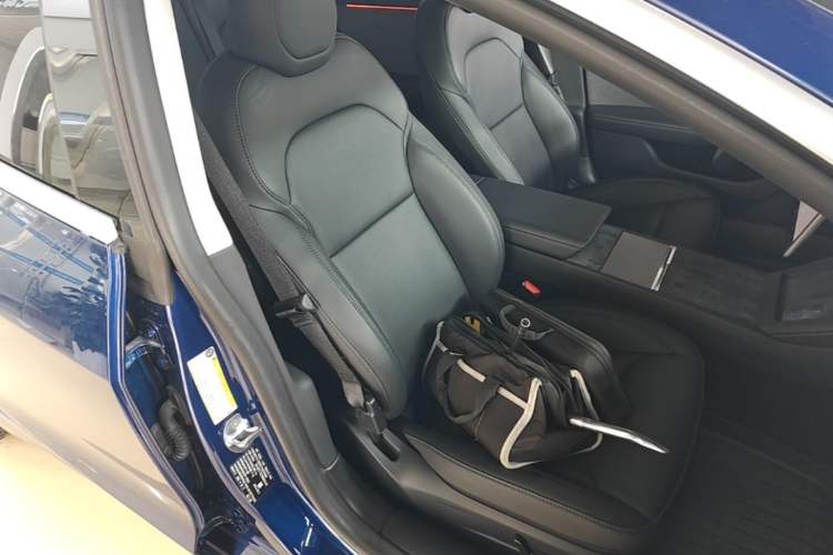 Used Tesla Model 3 2025 Rear-Wheel-Drive Version Right Front Seat