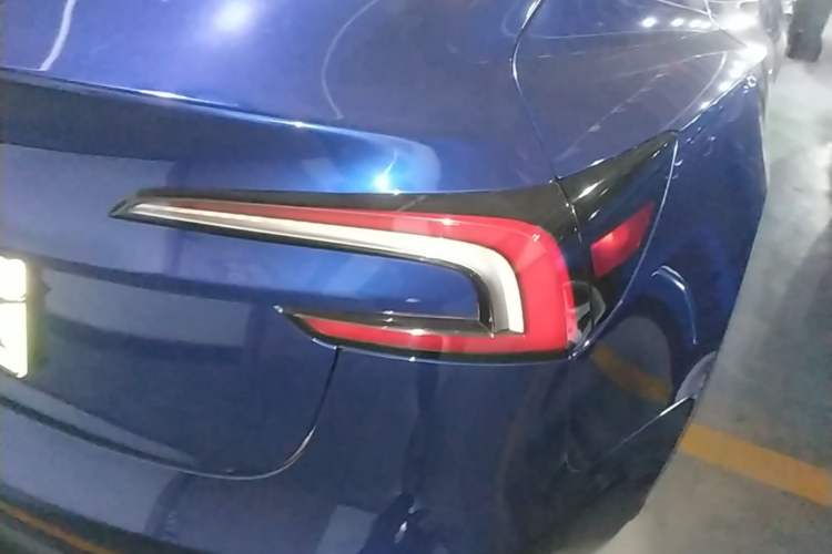 Used Tesla Model 3 2025 Rear-Wheel-Drive Version Right Rear Taillight