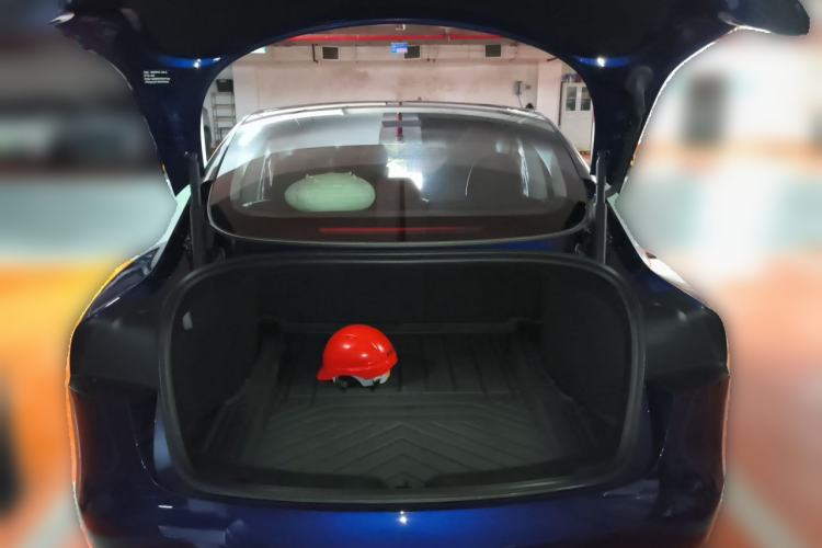 Used Tesla Model 3 2025 Model High-Performance All-Wheel-Drive Version Trunk