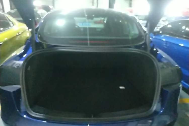 Used Tesla Model 3 2025 Rear-Wheel-Drive Version Trunk