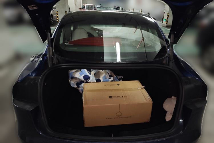 Used Tesla Model 3 2025 Long-Range All-Wheel-Drive Version Trunk