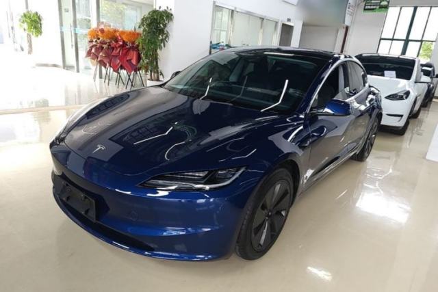 Used Tesla Model 3 2025 Rear-Wheel-Drive Version
