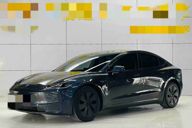 Used Tesla Model 3 2025 Rear-Wheel-Drive Version