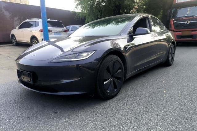 Used Tesla Model 3 2025 Rear-Wheel-Drive Version