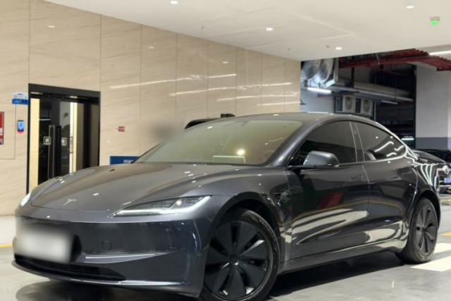 Used Tesla Model 3 2025 Rear-Wheel-Drive Version