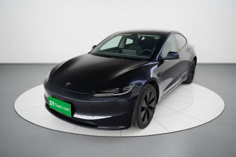 Tesla Model 3 2025 Rear-Wheel-Drive Version