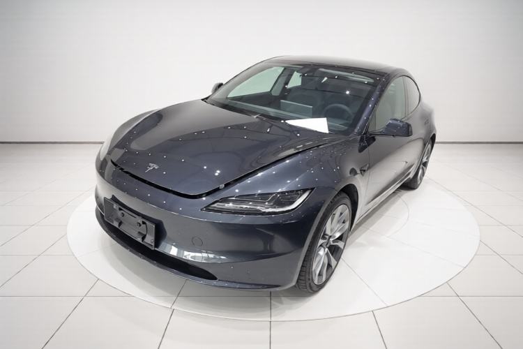 Tesla Model 3 2025 Rear-Wheel-Drive Version