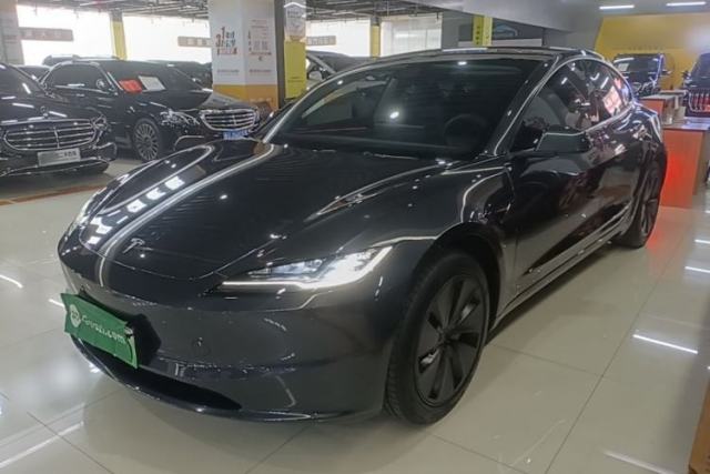 Used Tesla Model 3 2025 Rear-Wheel-Drive Version