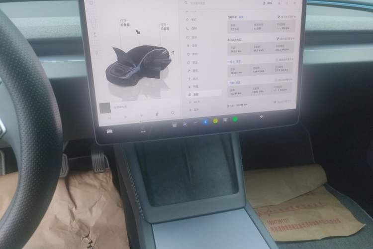 Used Tesla Model 3 2025 Rear-Wheel-Drive Version Audio And AC Panel