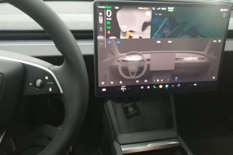 Used Tesla Model 3 2025 Rear-Wheel-Drive Version Audio And AC Panel
