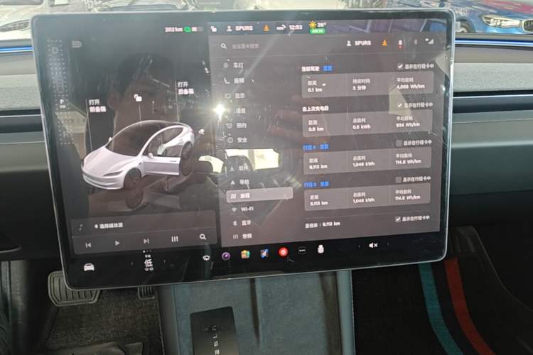 Used Tesla Model 3 2025 Rear-Wheel-Drive Version Audio And AC Panel