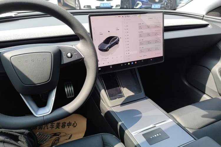 Used Tesla Model 3 2025 Rear-Wheel-Drive Version Audio And AC Panel