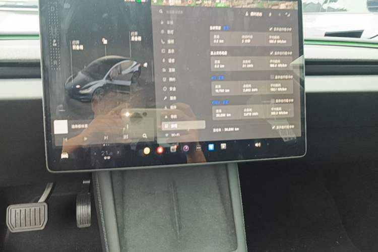 Used Tesla Model 3 2025 Rear-Wheel-Drive Version Audio And AC Panel