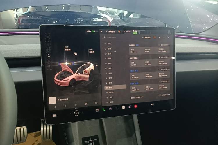 Used Tesla Model 3 2025 Rear-Wheel-Drive Version Audio And AC Panel
