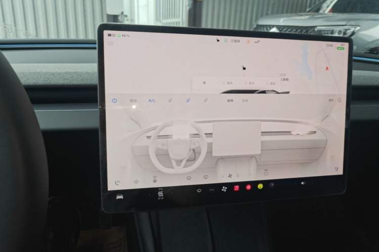 Used Tesla Model 3 2025 Rear-Wheel-Drive Version Audio And AC Panel
