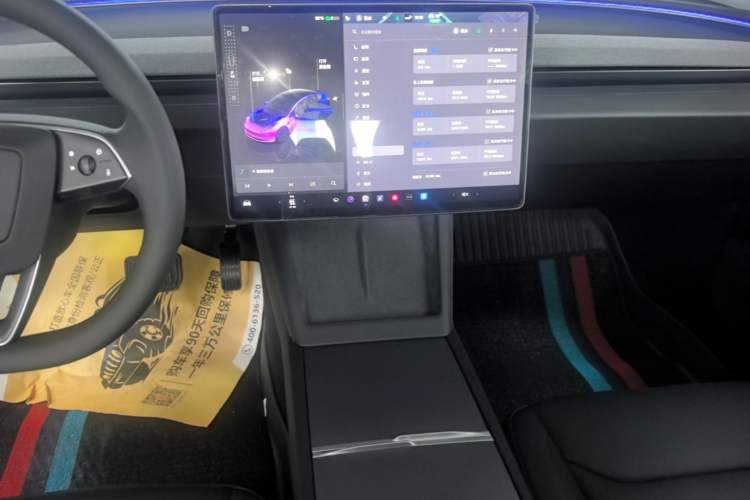 Used Tesla Model 3 2025 Rear-Wheel-Drive Version Audio And AC Panel