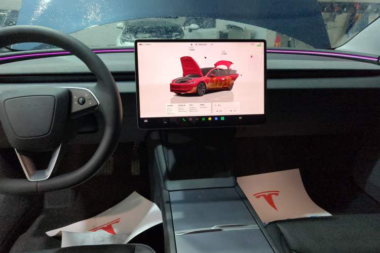 Used Tesla Model 3 2025 Rear-Wheel-Drive Version Audio And AC Panel