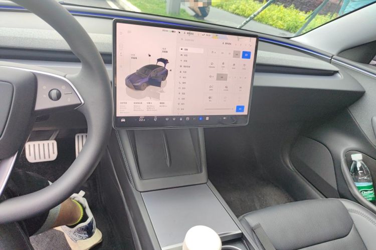 Used Tesla Model 3 2025 Rear-Wheel-Drive Version Audio And AC Panel