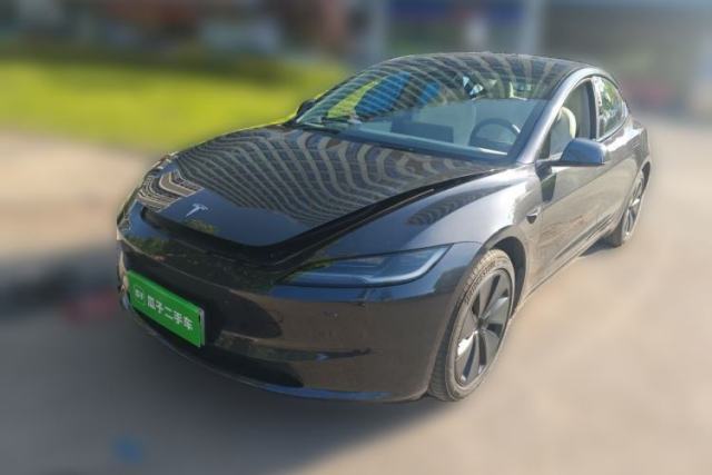 Used Tesla Model 3 2025 Long-Range All-Wheel-Drive Version