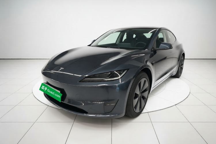 Tesla Model 3 2025 Rear-Wheel-Drive Version