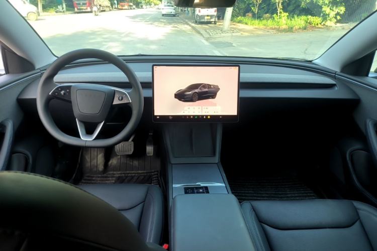 Used Tesla Model 3 2025 Rear-Wheel-Drive Version Center Console