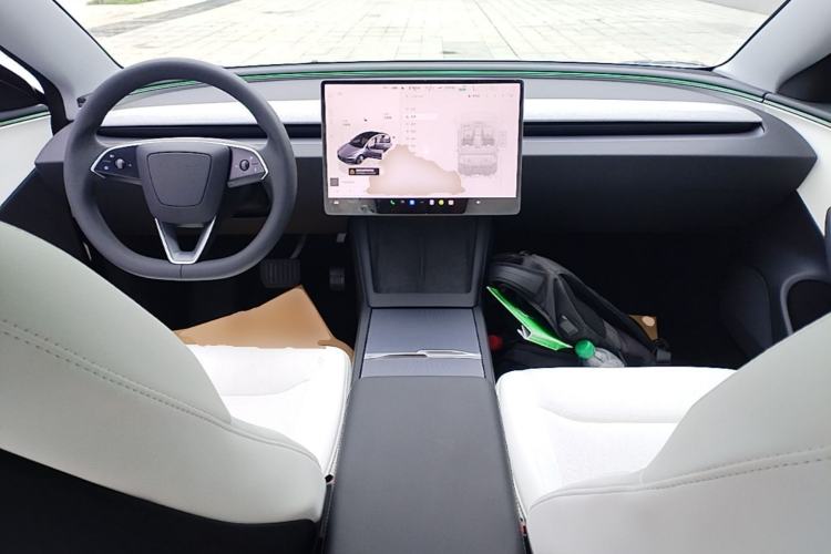 Used Tesla Model 3 2025 Model Long-Range Rear-Wheel-Drive Version Center Console