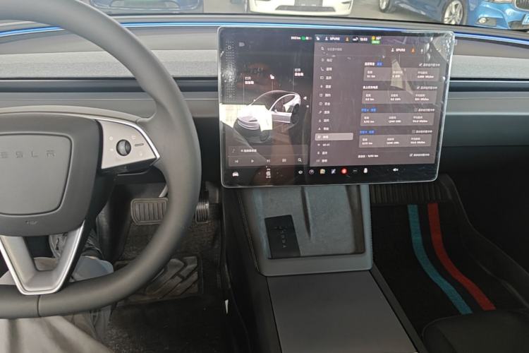 Used Tesla Model 3 2025 Rear-Wheel-Drive Version Center Console