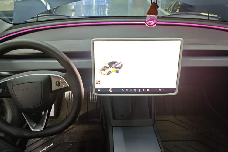 Used Tesla Model 3 2025 Model High-Performance All-Wheel-Drive Version Center Console