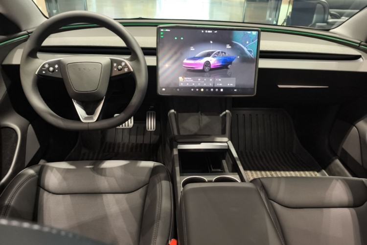 Used Tesla Model 3 2025 Rear-Wheel-Drive Version Center Console