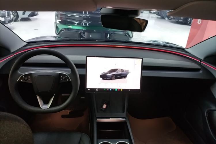 Used Tesla Model 3 2025 Rear-Wheel-Drive Version Center Console