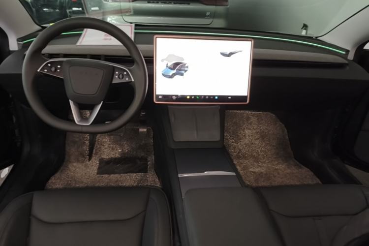 Used Tesla Model 3 2025 Rear-Wheel-Drive Version Center Console