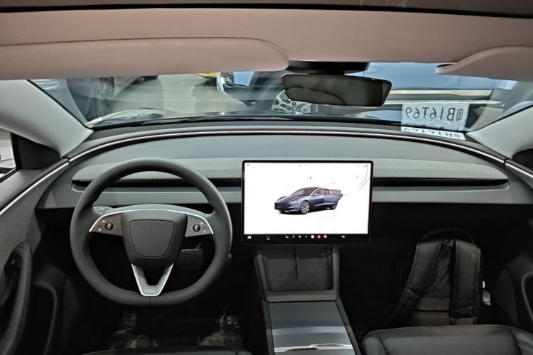 Used Tesla Model 3 2025 Rear-Wheel-Drive Version Center Console