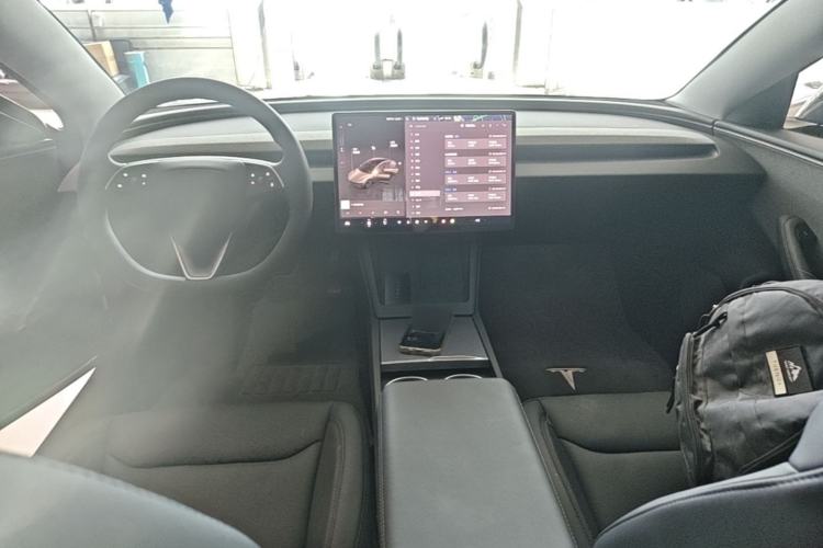 Used Tesla Model 3 2025 Rear-Wheel-Drive Version Center Console