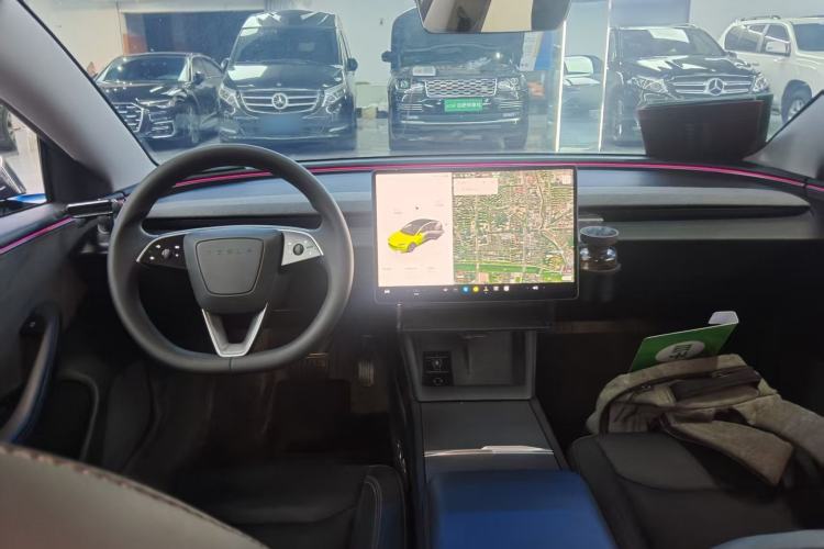Used Tesla Model 3 2025 Model Revised Rear-Wheel-Drive Version Center Console