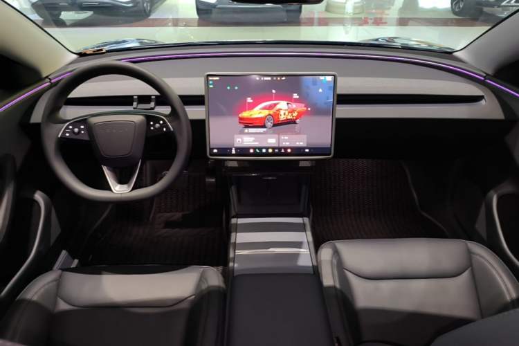 Used Tesla Model 3 2025 Rear-Wheel-Drive Version Center Console