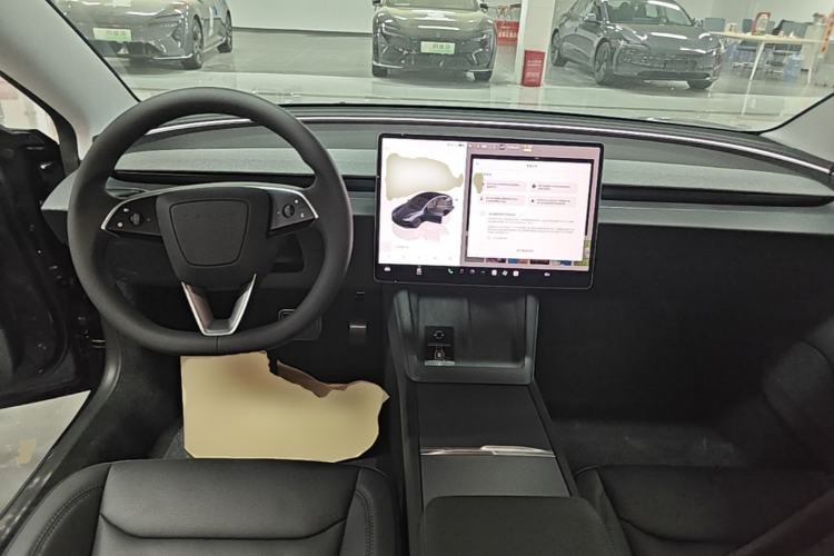 Used Tesla Model 3 2025 Model Revised Rear-Wheel-Drive Version Center Console