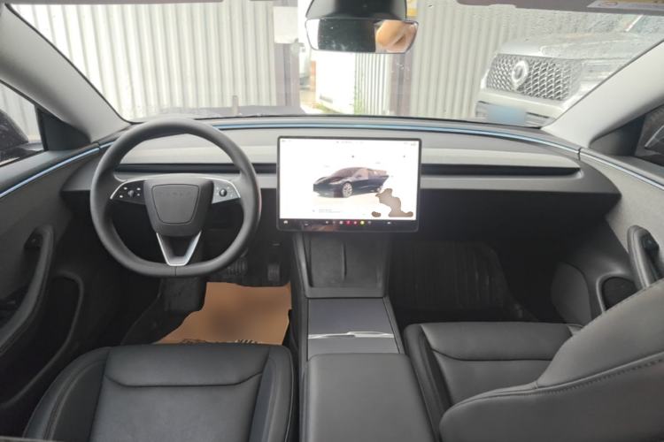 Used Tesla Model 3 2025 Rear-Wheel-Drive Version Center Console