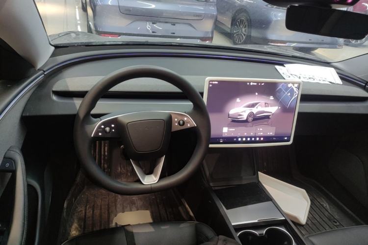 Used Tesla Model 3 2025 Rear-Wheel-Drive Version Center Console