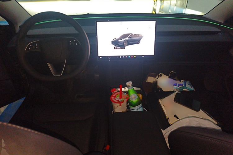 Used Tesla Model 3 2025 Rear-Wheel-Drive Version Center Console