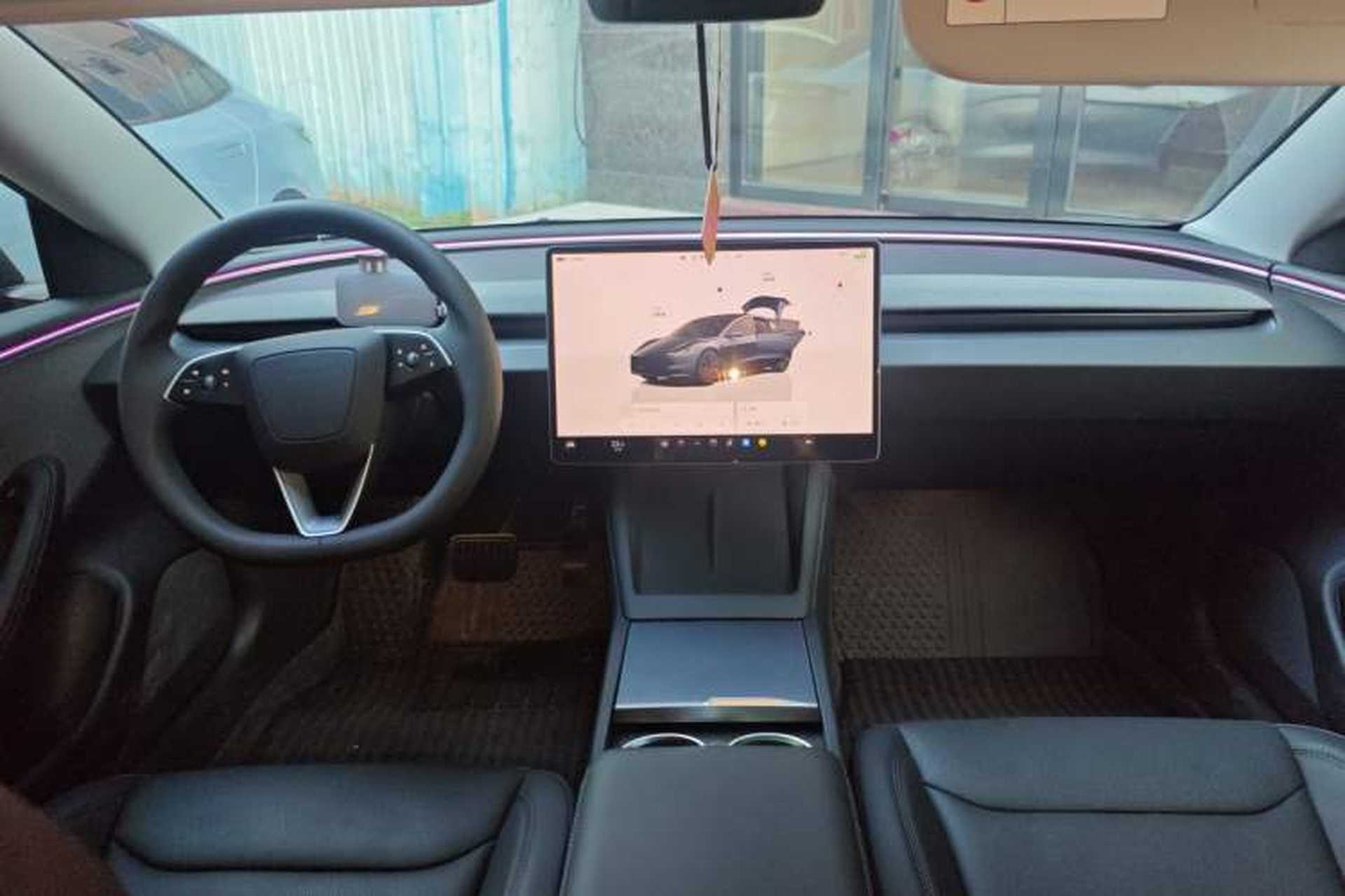 Used Tesla Model 3 2025 Rear-Wheel-Drive Version Center Console