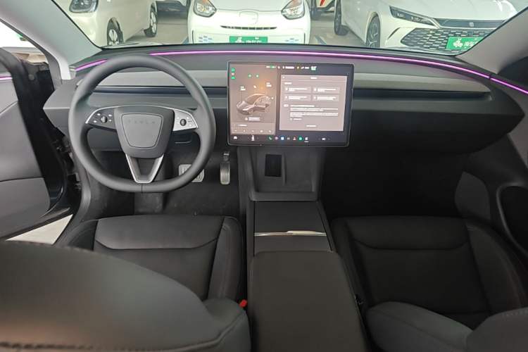 Used Tesla Model 3 2025 Rear-Wheel-Drive Version Center Console