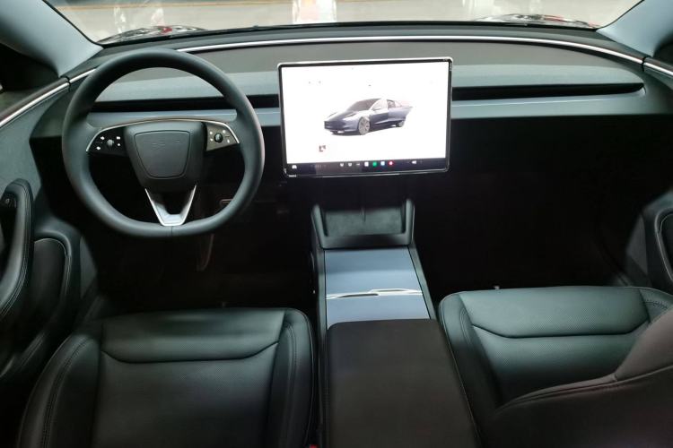 Used Tesla Model 3 2025 Rear-Wheel-Drive Version Center Console