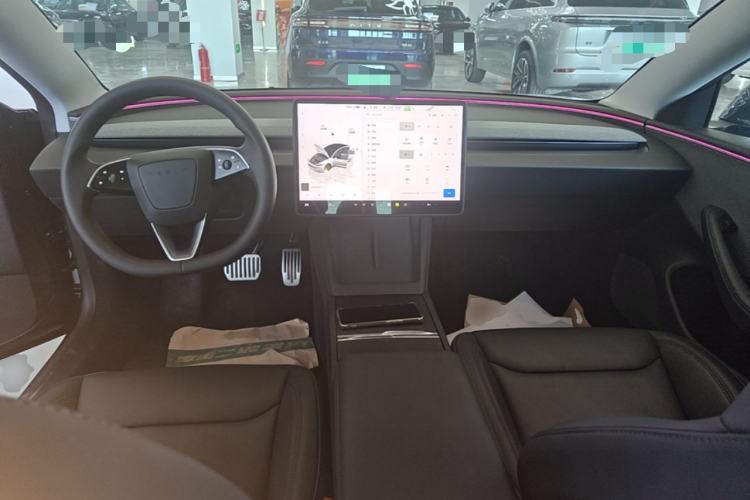 Used Tesla Model 3 2025 Rear-Wheel-Drive Version Center Console