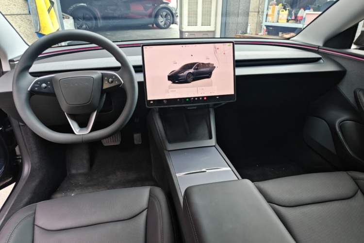 Used Tesla Model 3 2025 Rear-Wheel-Drive Version Center Console
