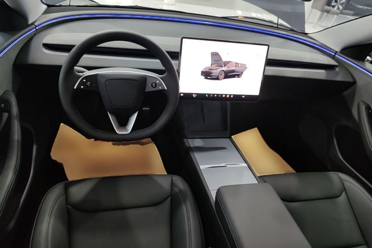 Used Tesla Model 3 2025 Model Revised Rear-Wheel-Drive Version Center Console