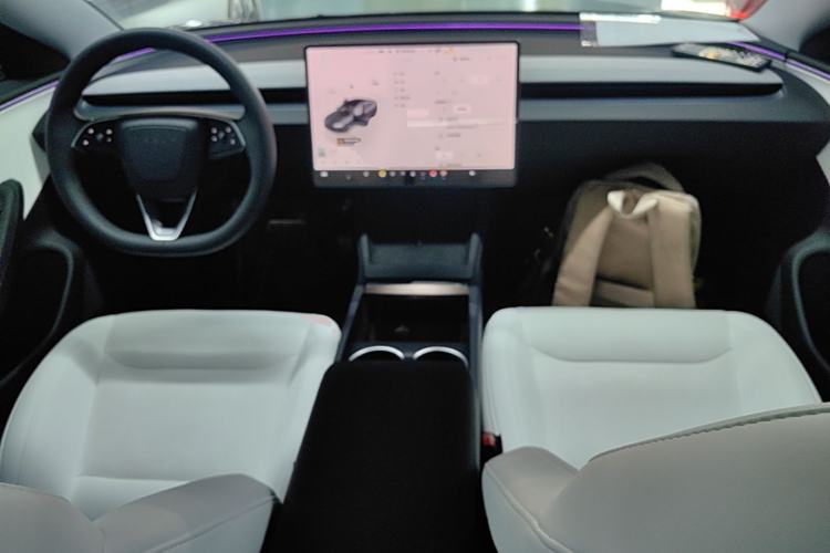 Used Tesla Model 3 2025 Rear-Wheel-Drive Version Center Console