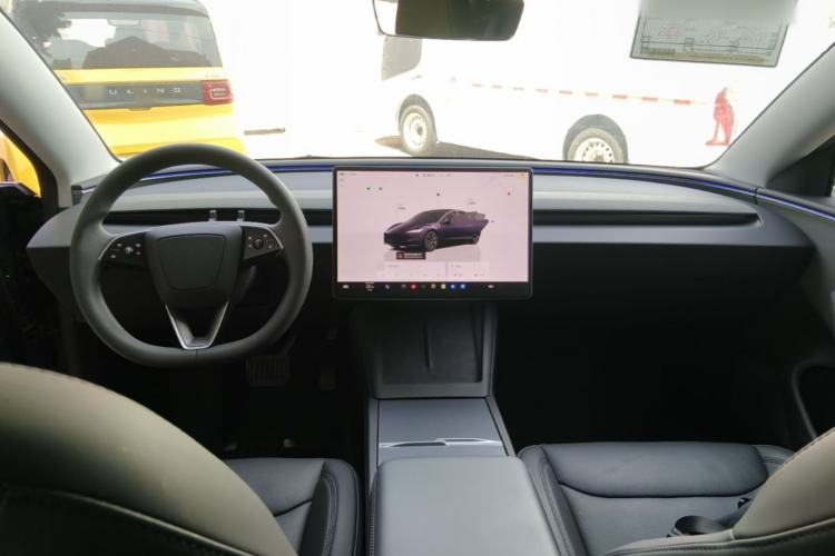 Used Tesla Model 3 2025 Rear-Wheel-Drive Version Center Console