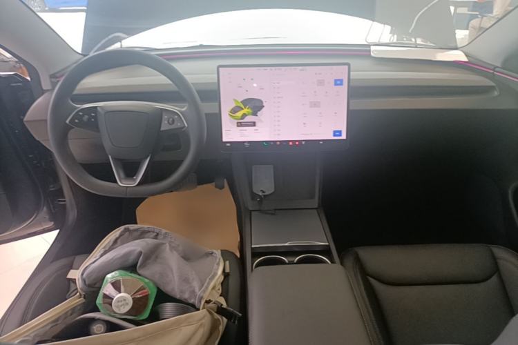 Used Tesla Model 3 2025 Model Revised Rear-Wheel-Drive Version Center Console