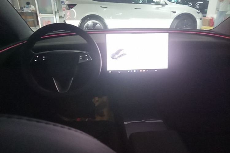Used Tesla Model 3 2025 Rear-Wheel-Drive Version Center Console